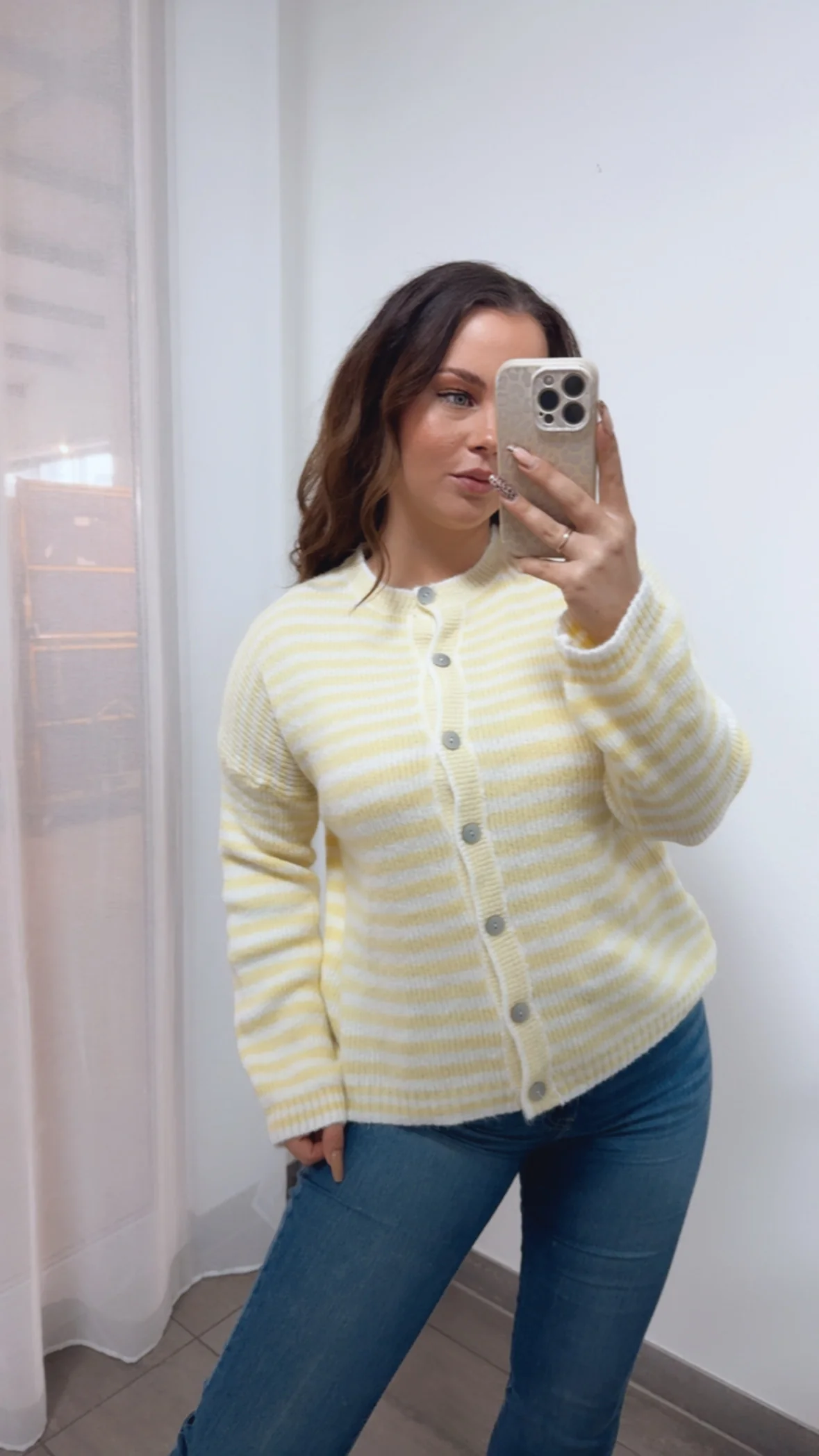 DÜNNE STREIFEN Cardigan mit Perlmutt - Knöpfen / weiss - soft gelb Art. 14366 - Image 2