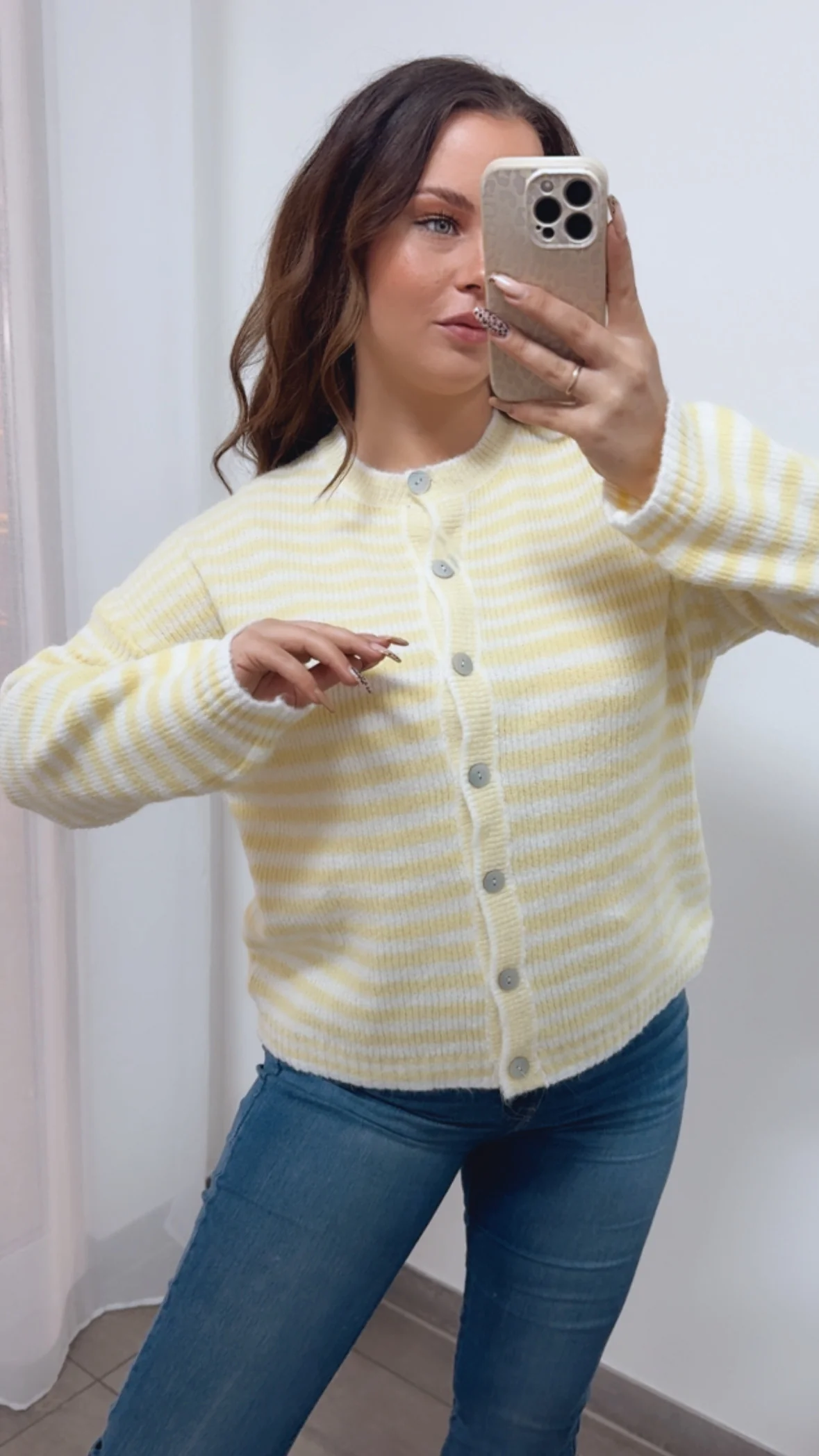 DÜNNE STREIFEN Cardigan mit Perlmutt - Knöpfen / weiss - soft gelb Art. 14366 - Image 4