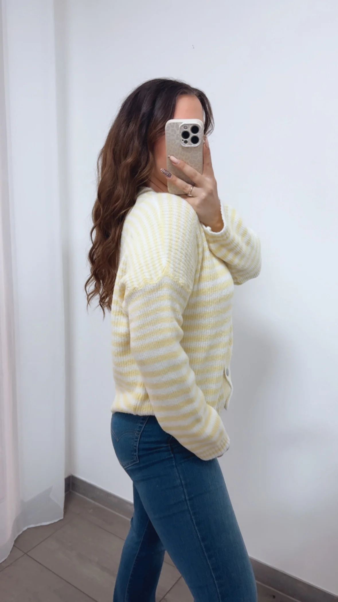 DÜNNE STREIFEN Cardigan mit Perlmutt - Knöpfen / weiss - soft gelb Art. 14366 - Image 5