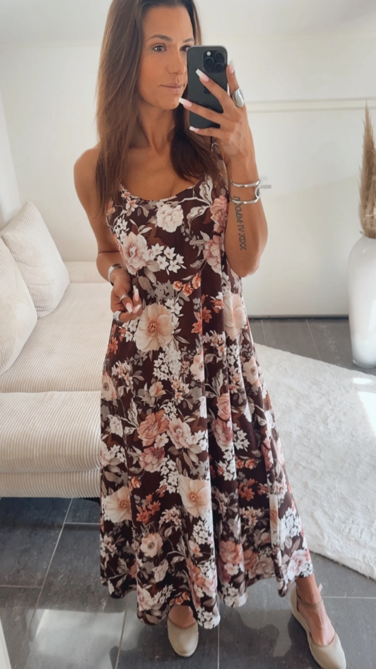 FLORALES Maxi Kleid mit verstellbaren Trägern / braun - weiß - salbei - beere Art.14783