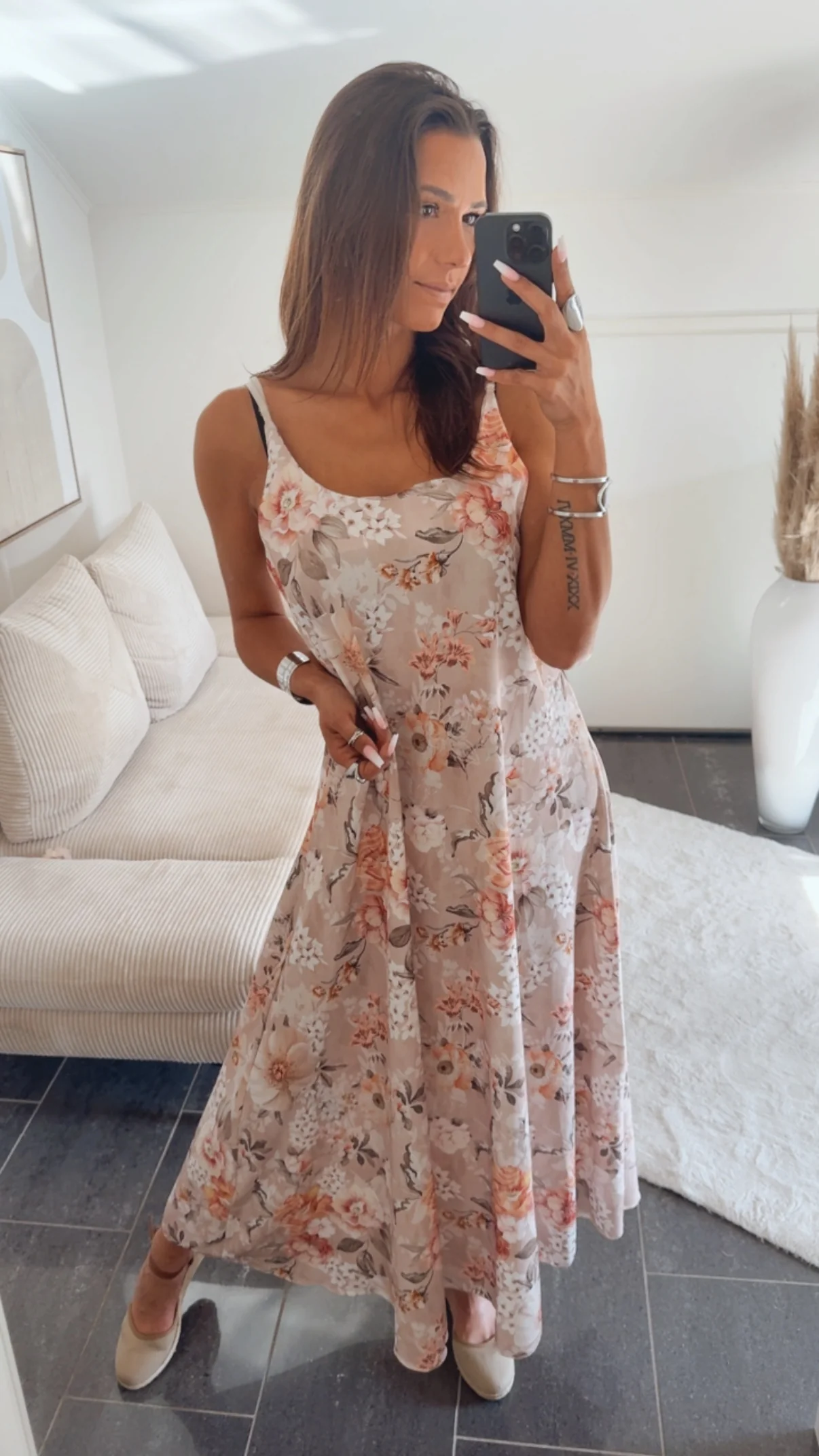 FLORALES Maxi Kleid mit verstellbaren Trägern / creme - weiß - grün- orange Art.14782