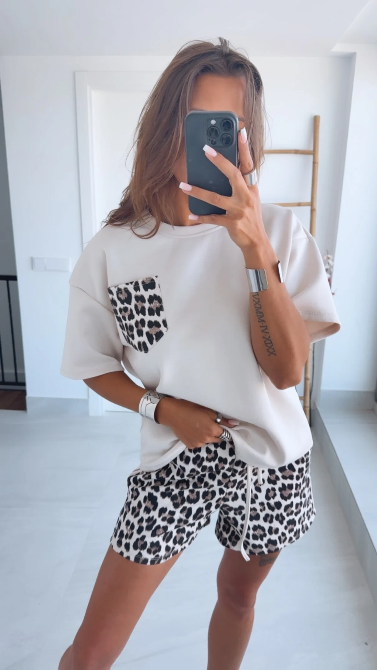Shirts und Tops