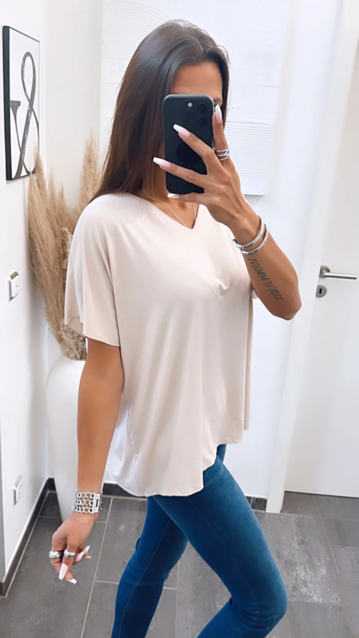 T-shirt Oberteil mit V-Ausschnitt / beige Art. 4784 - Image 2