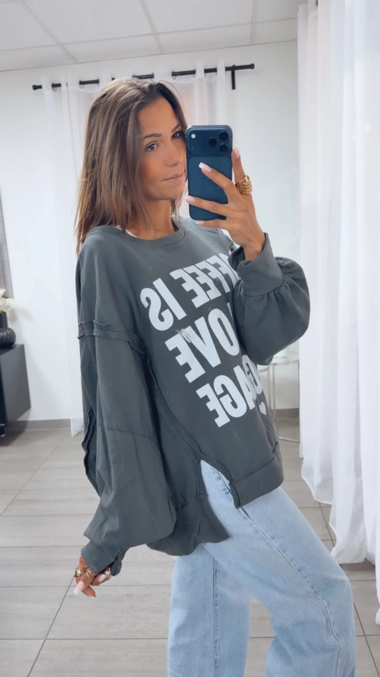 LOVE LANGUAGE Oversize Pullover mit used Elementen / dunkel grau Art.14953 - Image 4