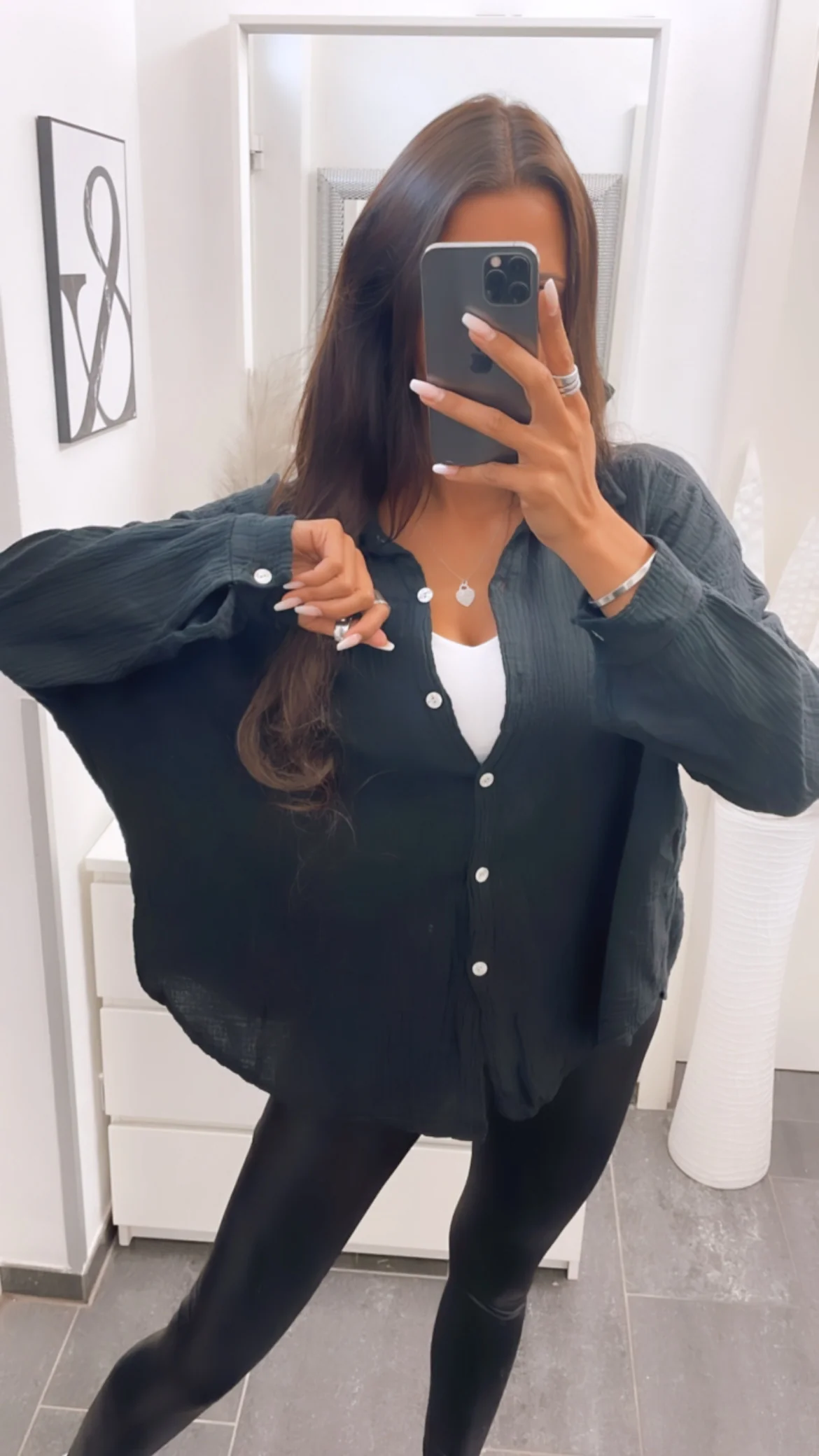 KURZE Oversize Musselin Bluse / schwarz Art. 3139 - Image 5