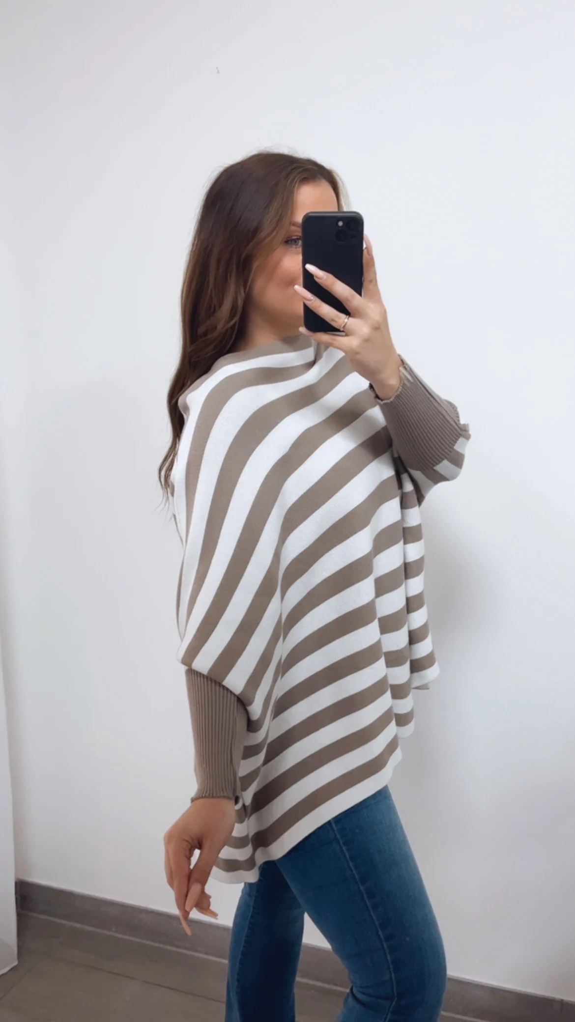 STREIFEN ultra weicher Pullover mit Fledermausärmeln / taupe - creme Art. 14763 - Image 5