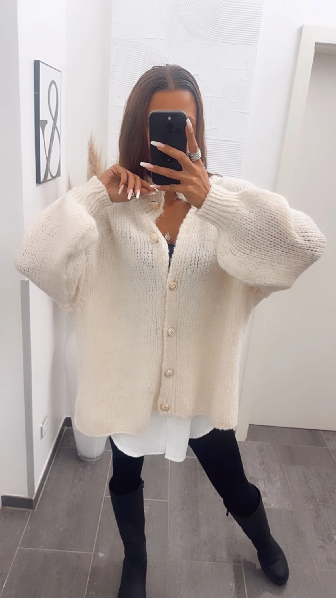Kuschel Cardigan mit goldenen Knöpfen / wollweiss Art. 6929 - Image 3
