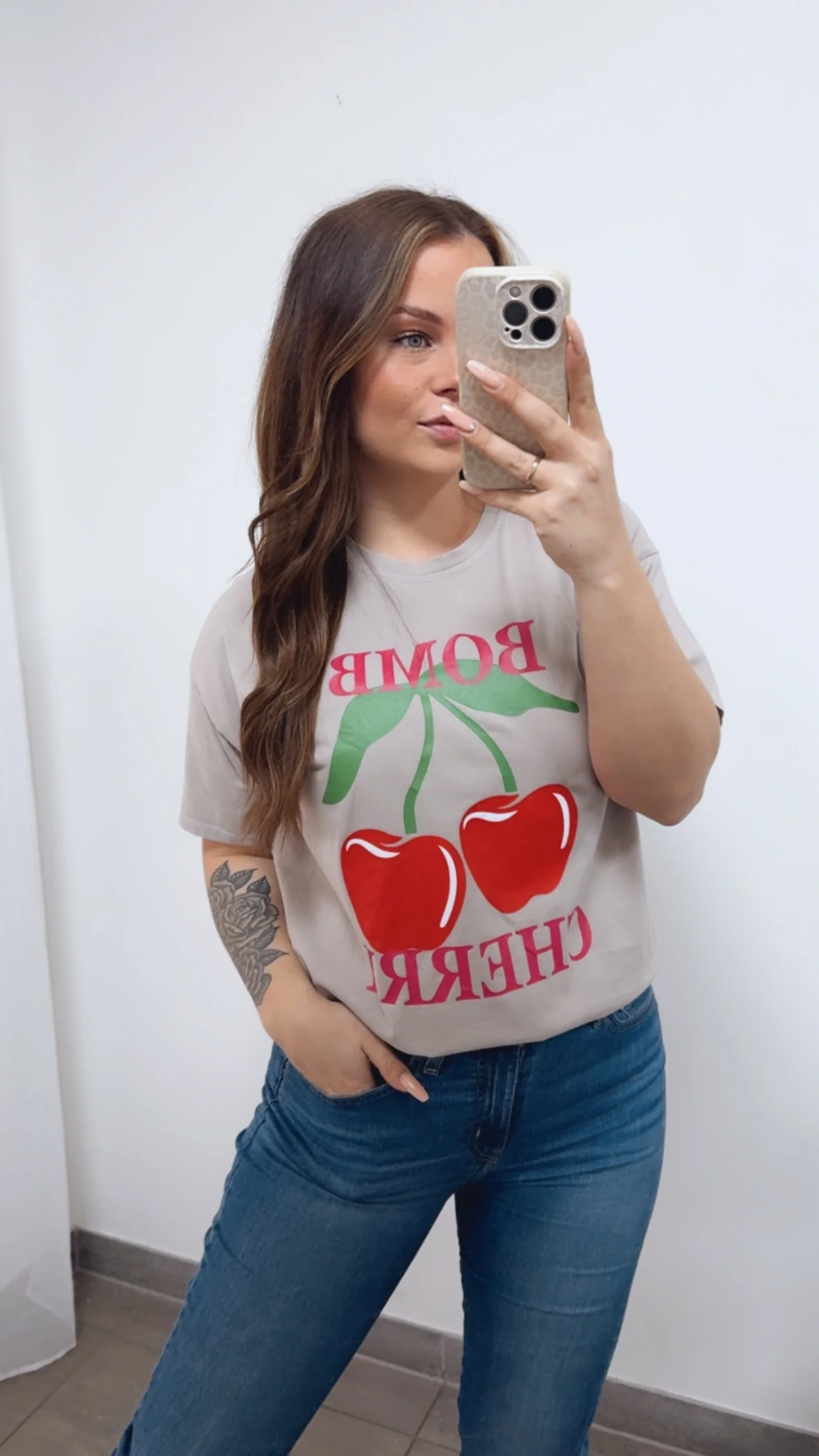 T-shirt " Cherry " / light taupe Art. 14746