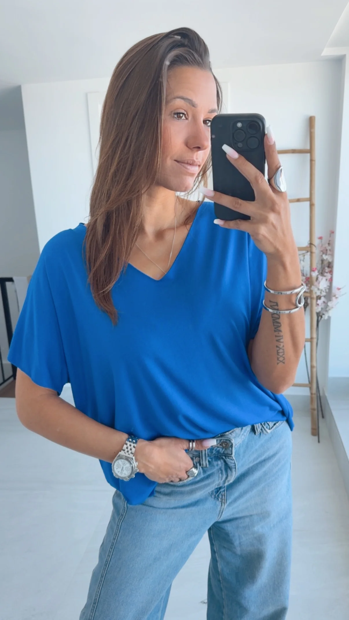 T-shirt Oberteil mit V-Ausschnitt / royal blau Art. 8906