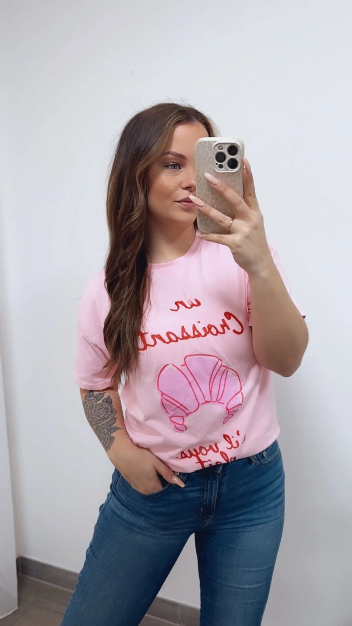 T-Shirt " Un Croissant " / rosa Art. 14735