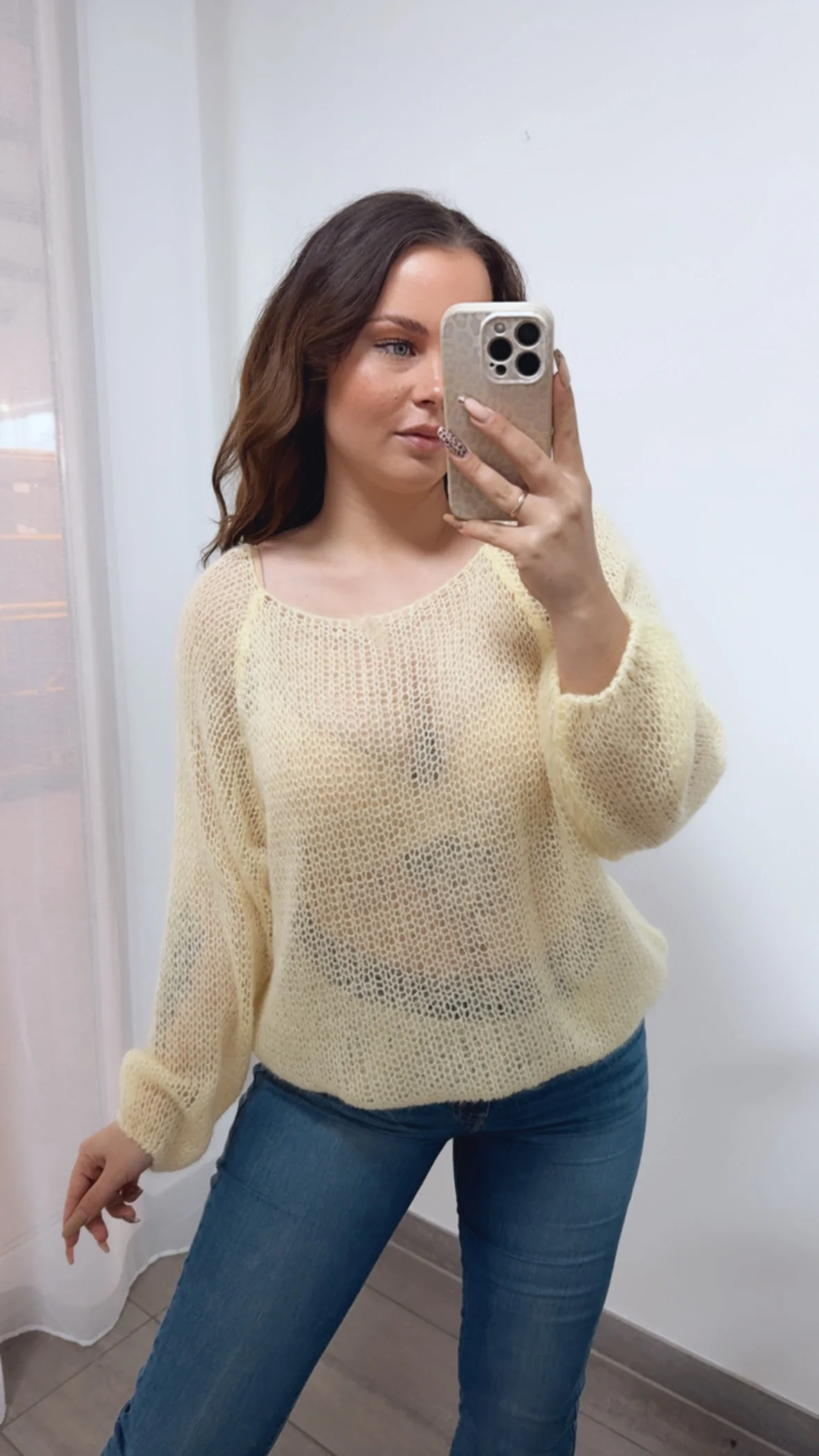 ultra leichter und locker gestrickter Pullover / soft gelb Art. 14374 - Image 4