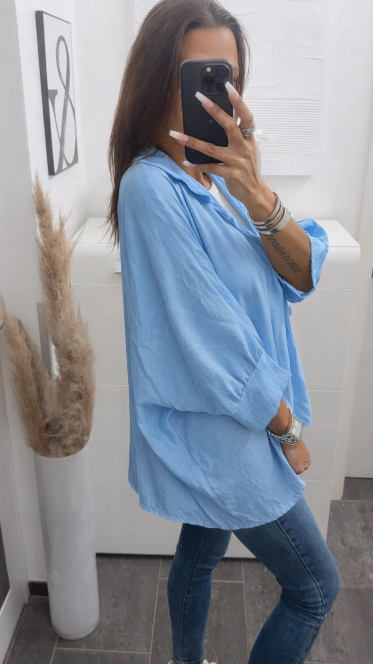 ultra weite Bluse mit kurzen Armen / hell blau Art. 14310 - Image 2