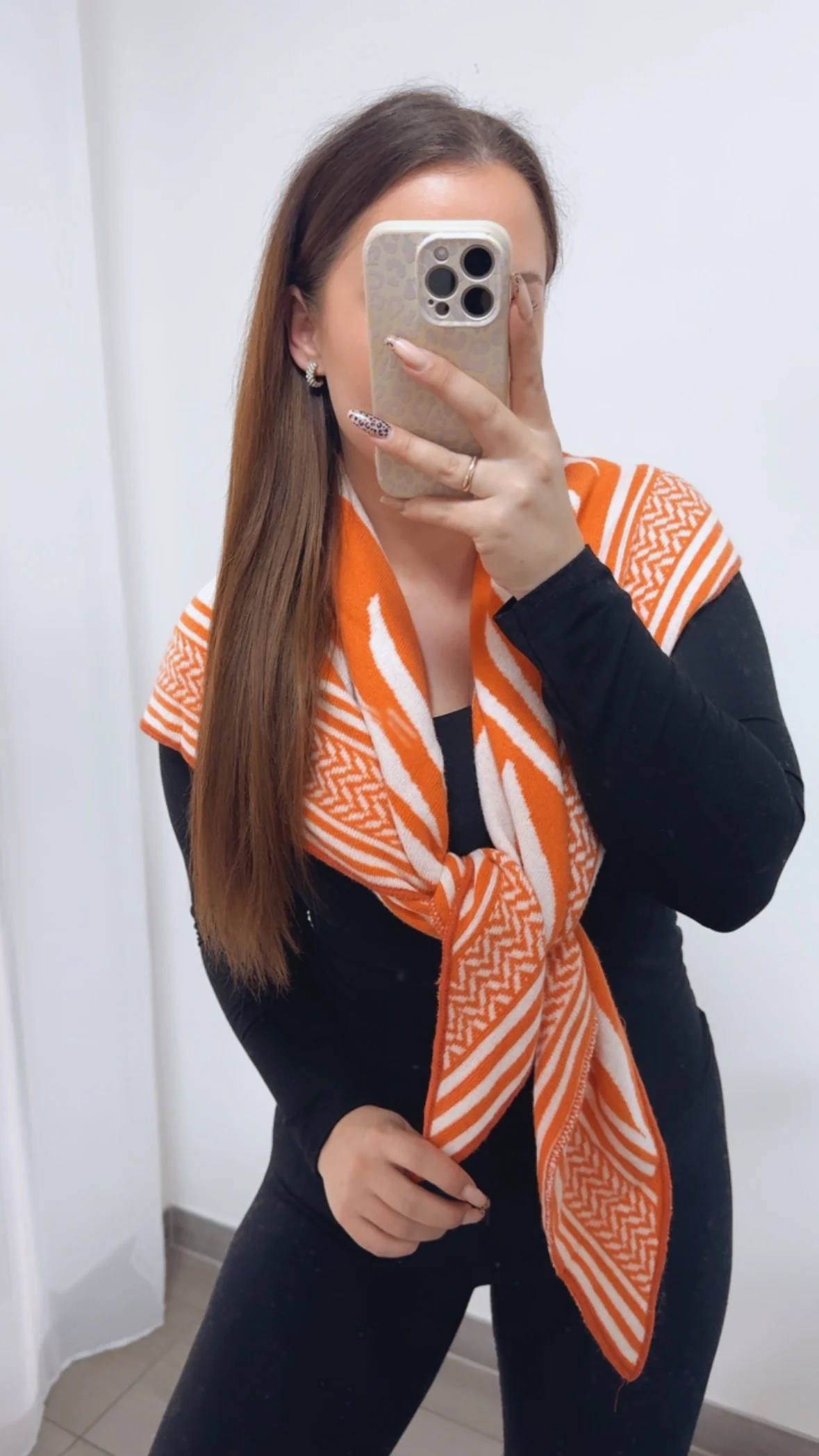 ZEBRA Kaschmir - Mix Dreiecks Schal / orange - weiss Art. 14352 - Image 4